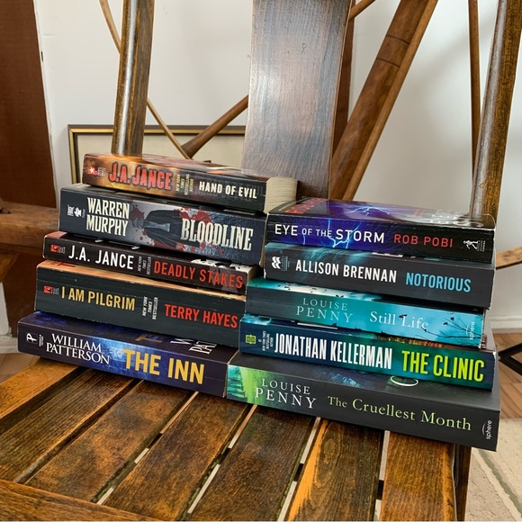 5 Books for $5 📚 Thriller Fiction - Pick any five from these pics! - Picture 2 of 2